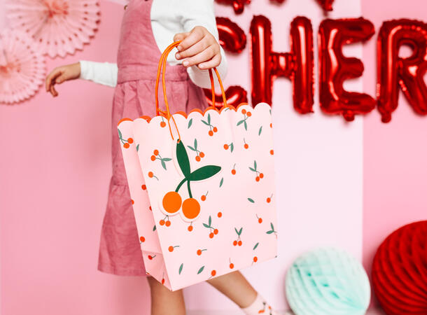 Gavepose - Cherries - Miks 1 Gavepose i papir - 26x32x13cm