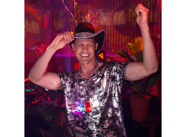 LED Shotteglass med kjede - 4 farger 4 Shotteglass i plast med LED lys