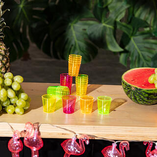 Shotteglass - UV - 3 farger 22 plastikk shotteglass i 3 farger